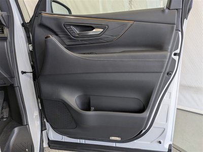صورة 10 لـ 2023 Toyota ALPHARD