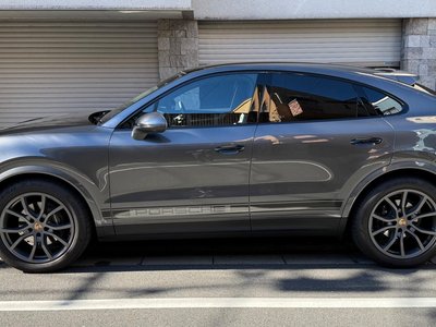PORSCHE CAYENNE COUPE - 3