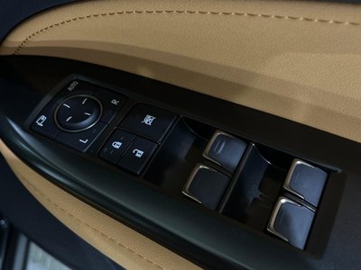 صورة مصغرة 58 لـ 2025 Lexus NX
