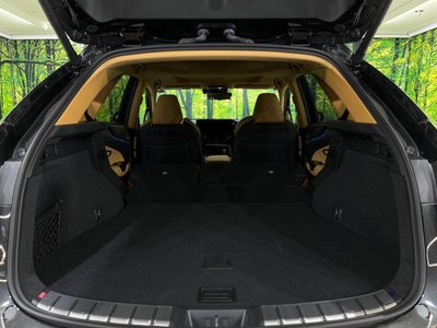 صورة 10 لـ 2025 Lexus NX