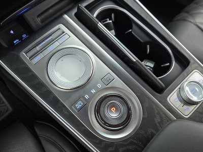 2021 Genesis GV80 — миниатюра 12