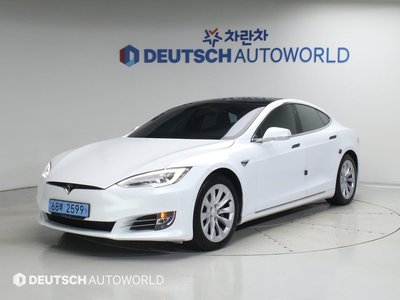 2020 Tesla MODEL S — фото 1