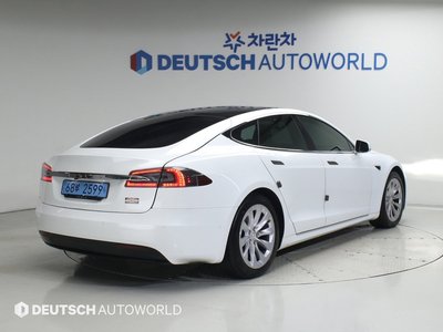 2020 Tesla MODEL S — фото 4