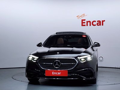 MERCEDES-BENZ E-CLASS - 2