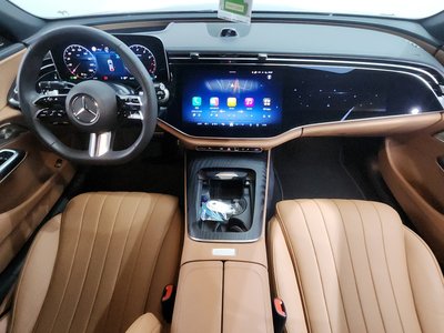 MERCEDES-BENZ E-CLASS - 4