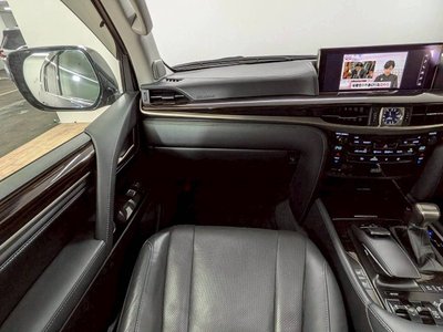 صورة مصغرة 67 لـ 2016 Lexus LX