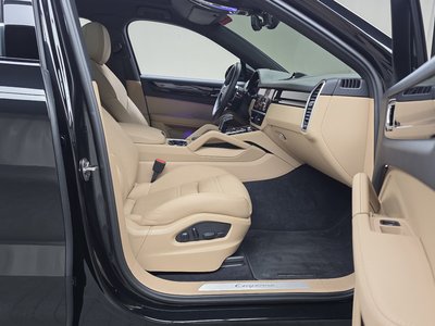صورة مصغرة 16 لـ 2023 Porsche CAYENNE