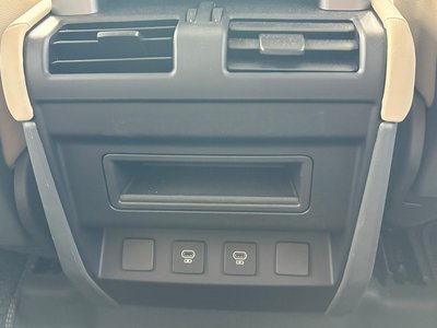 2024 LAND Rover DEFENDER 缩略图 29