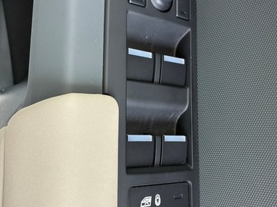 2024 LAND Rover DEFENDER 缩略图 40