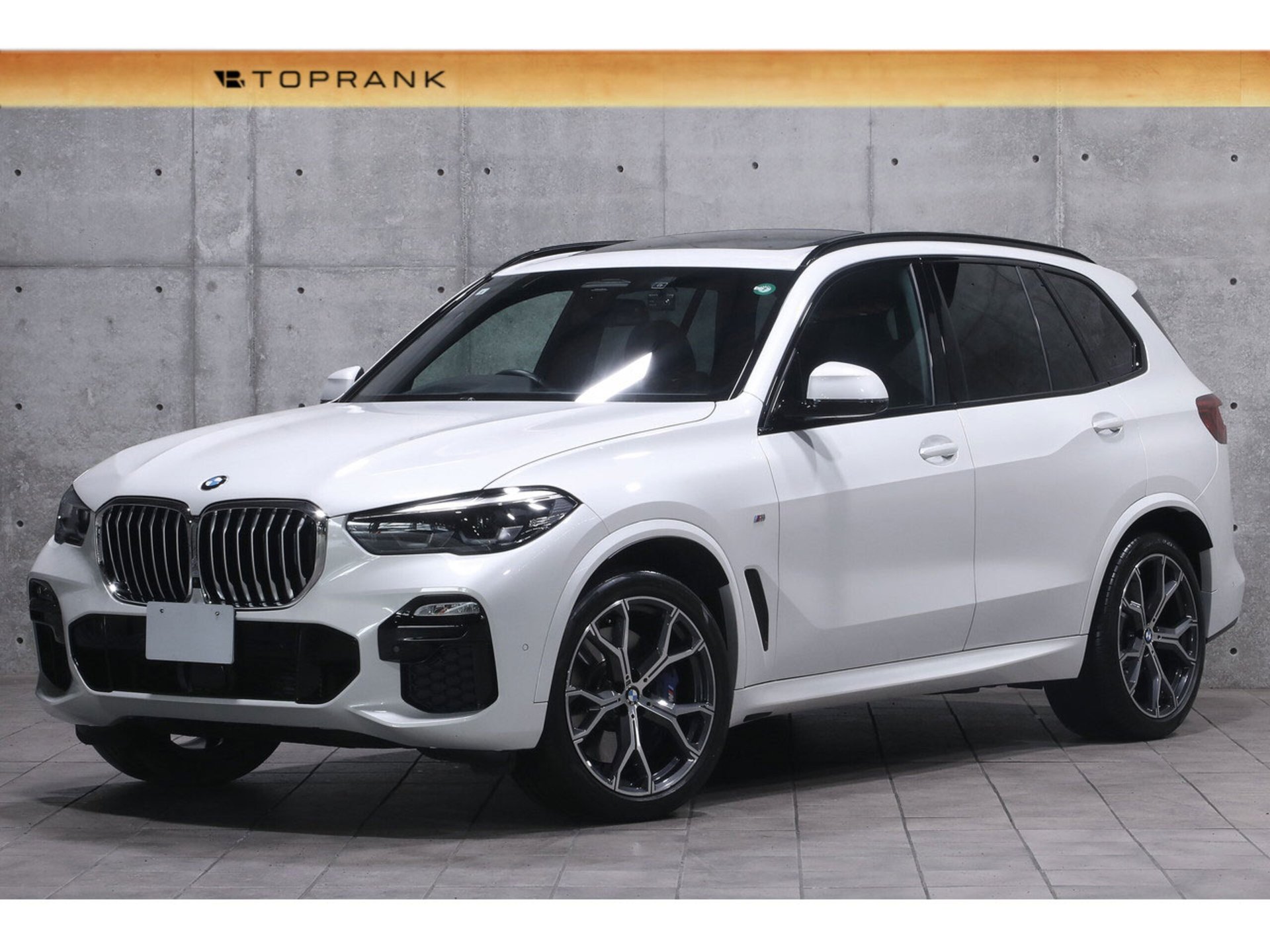 BMW X5 - View 1