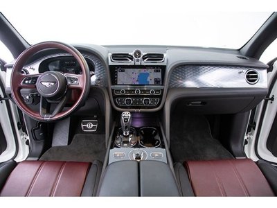 2021 BENTLEY BENTAYGA 照片 3