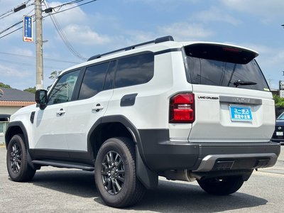 2025 Toyota LAND CRUISER 250 photo 10