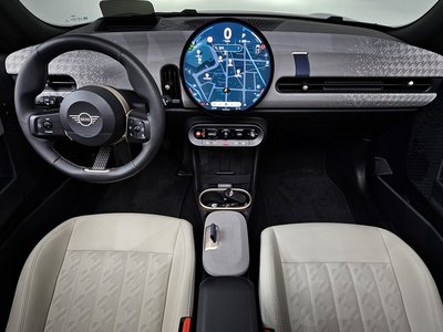 صورة 5 لـ 2024 MINI COOPER S