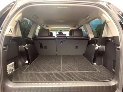 TOYOTA LAND CRUISER PRADO - 10