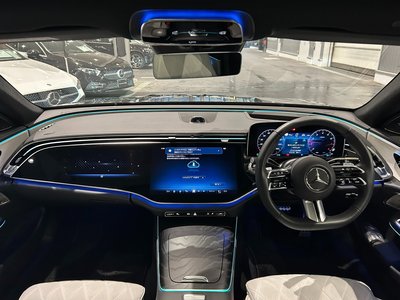 MERCEDES-BENZ E-CLASS - 5