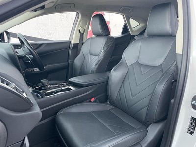 2022 Lexus NX — миниатюра 26