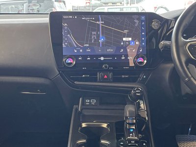 2022 Lexus NX — миниатюра 11
