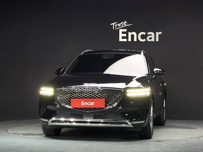 2021 Genesis GV70 photo 2