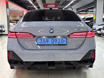 صورة 4 لـ 2026 BMW I5
