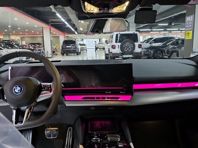 صورة مصغرة 19 لـ 2026 BMW I5