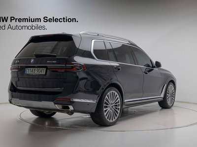 صورة 5 لـ 2025 BMW X7