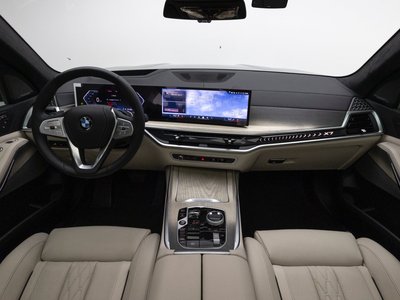 صورة 4 لـ 2025 BMW X7
