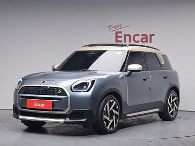 MINI COUNTRYMAN - 1