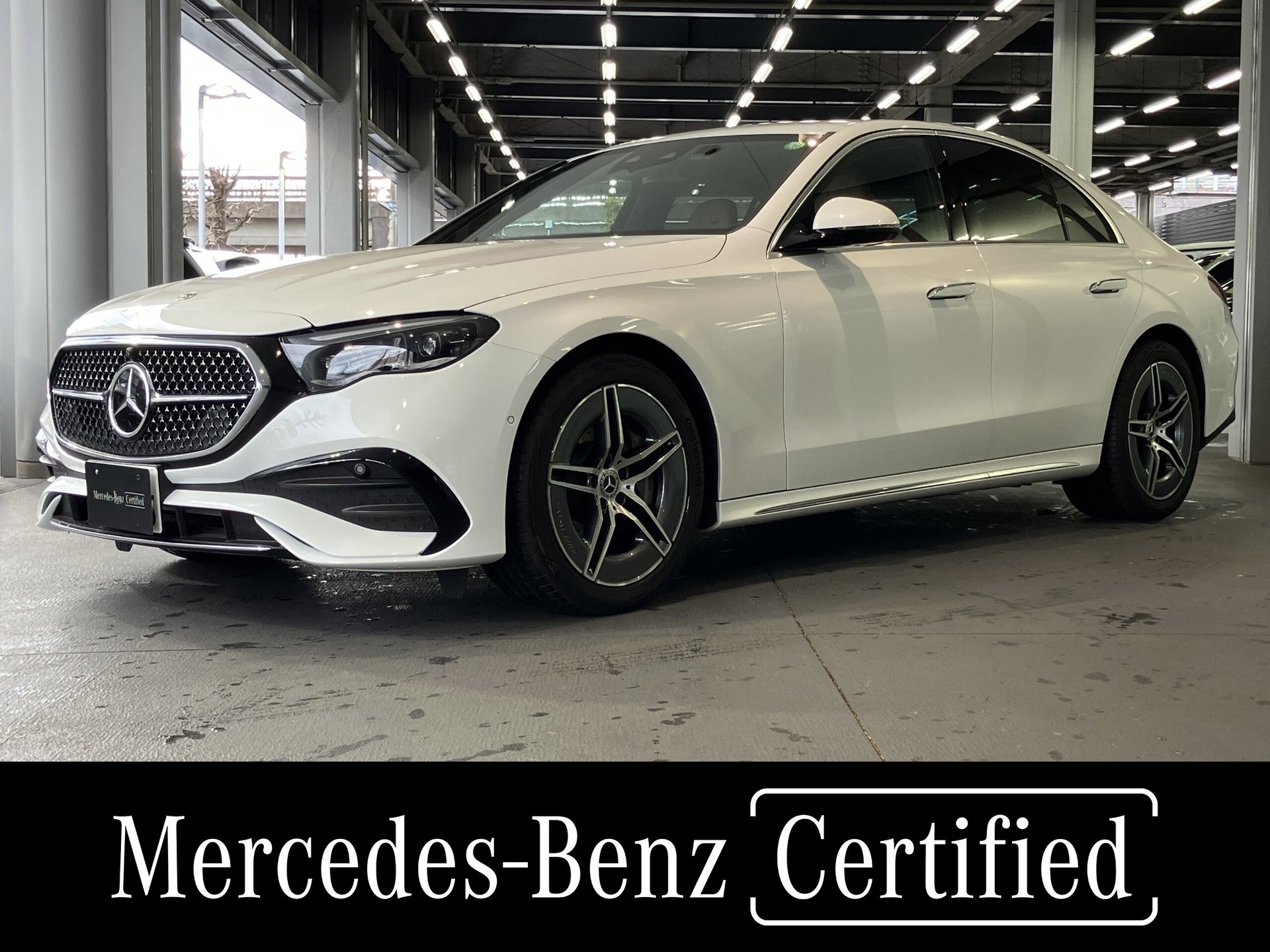 MERCEDES-BENZ E-CLASS - View 1