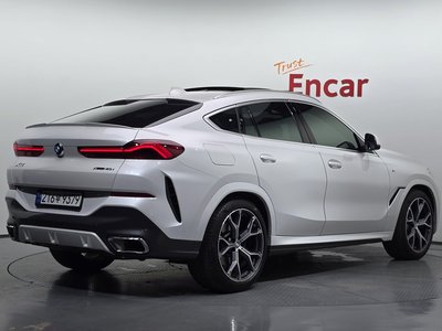 2022 BMW X6 照片 3
