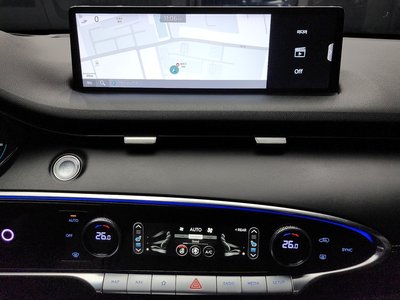 2021 Genesis GV70 — миниатюра 14