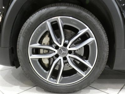 MERCEDES-BENZ GLB AMG - 6