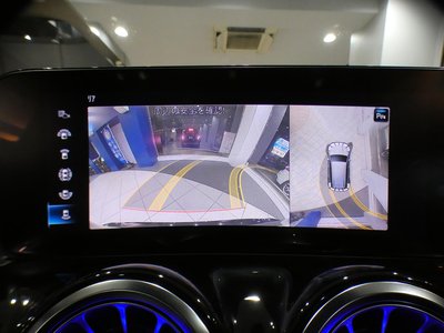 MERCEDES-BENZ GLB AMG - 9