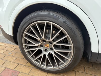 PORSCHE CAYENNE - 10