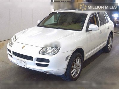 PORSCHE CAYENNE - 4