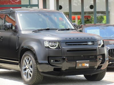 LAND ROVER DEFENDER - 5