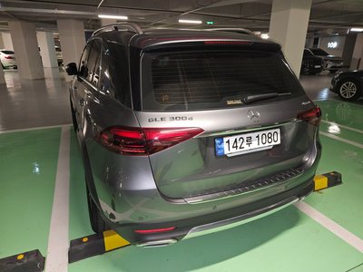 MERCEDES-BENZ GLE - 7