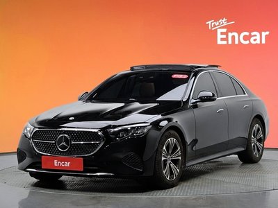 MERCEDES-BENZ E-CLASS - 1