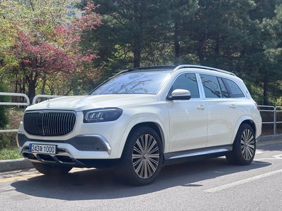 MERCEDES-BENZ GLS - 1