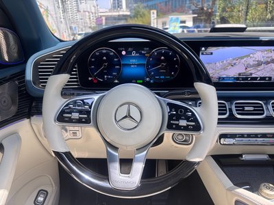 MERCEDES-BENZ GLS - 7