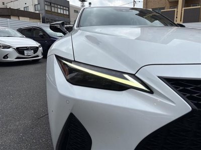 2023 Lexus IS 照片 9
