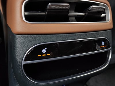 2023 Genesis GV70 — миниатюра 25