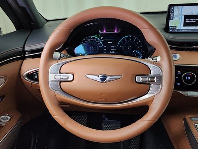 2023 Genesis GV70 — миниатюра 19