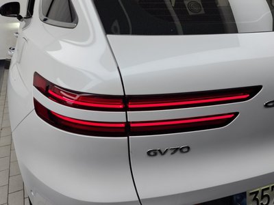 2023 Genesis GV70 — фото 10