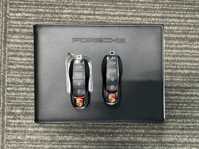 صورة مصغرة 14 لـ 2022 Porsche 718
