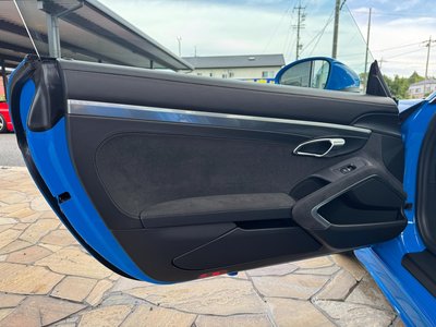 صورة مصغرة 46 لـ 2022 Porsche 718