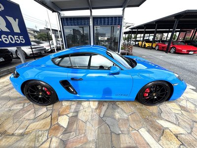 صورة مصغرة 63 لـ 2022 Porsche 718