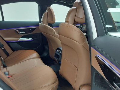 MERCEDES-BENZ E-CLASS - 10