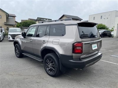 TOYOTA LAND CRUISER 250 - 8