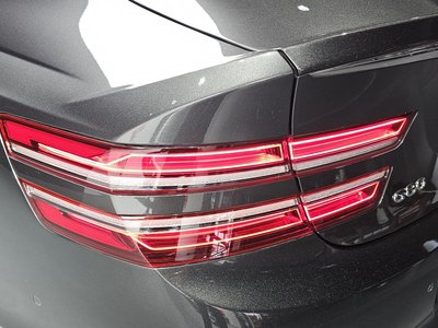 GENESIS G80 (RG3) - 10