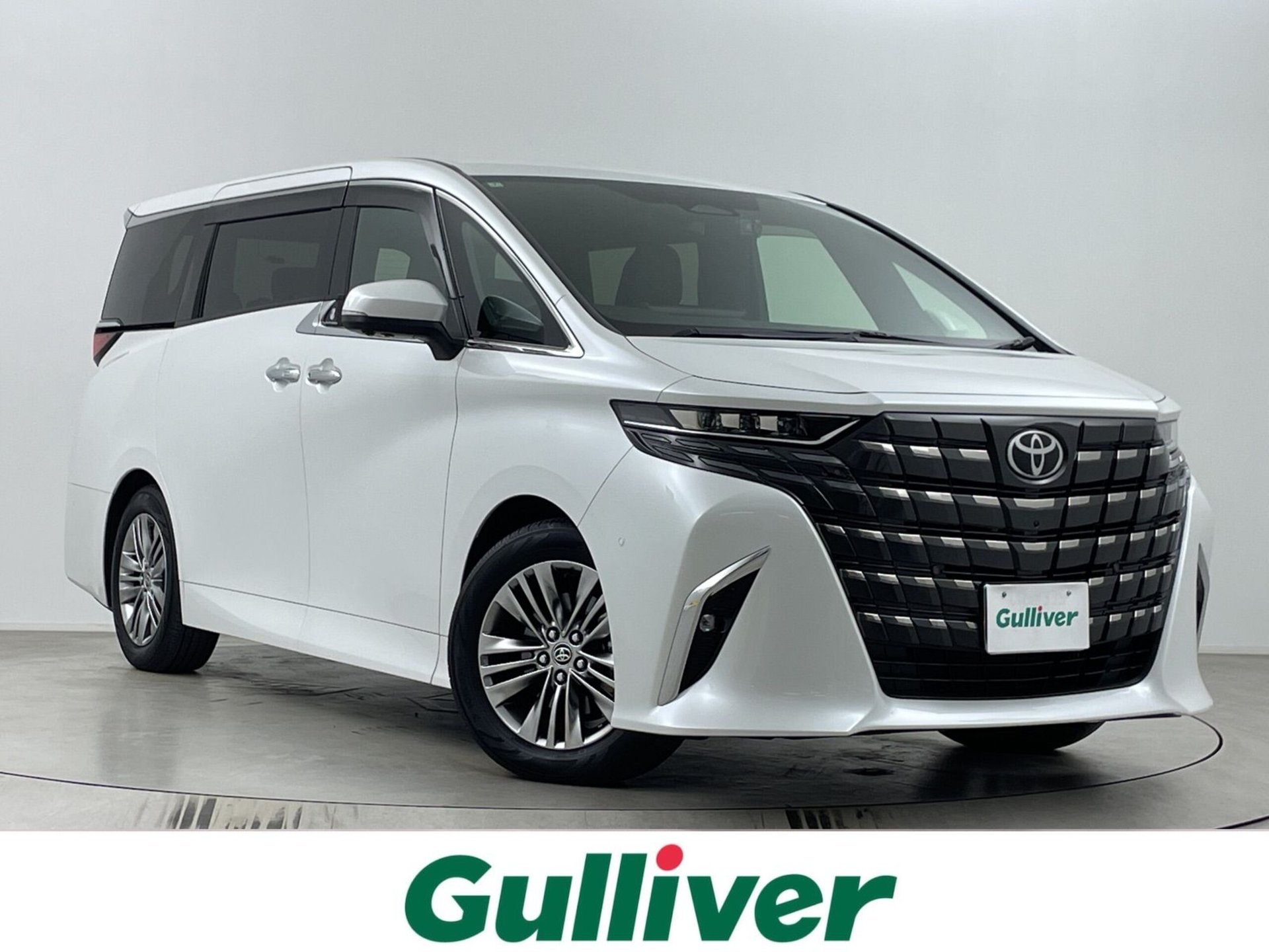 TOYOTA ALPHARD - View 1